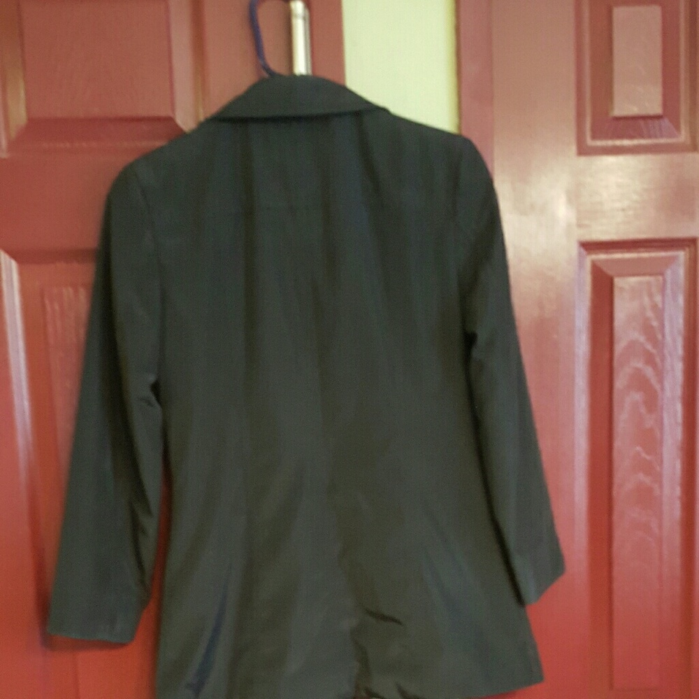 Black jacket - Picture 4 of 4